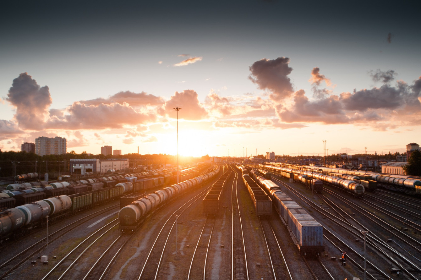 train-g7f89dbb7c_1920
