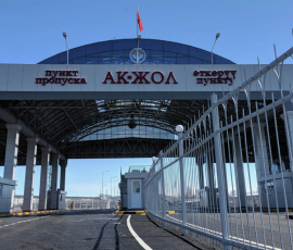 Казахстан введет электронную очередь еще на 14 КПП на границе с Россией